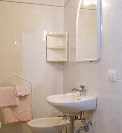 Affittacamere Camplus Living Il Cenacolo Ferrara